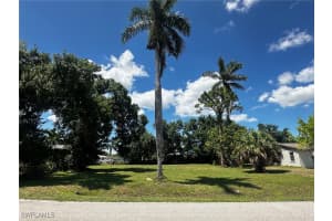 200 Rose Street, North Fort Myers, FL 33903 Sold 06/20/25