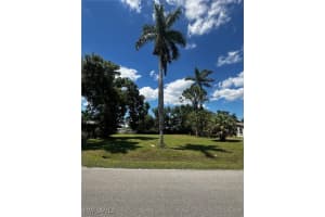 200 Rose Street, North Fort Myers, FL 33903 Sold 06/20/25