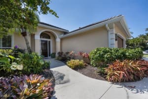 600 Port Side Dr, Naples