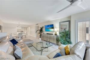 2264 Winkler Ave 204, Fort Myers