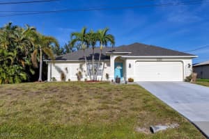 1006 11th Place, Cape Coral, FL 33991 - MLS#225047356