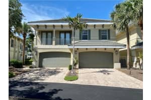 385 Sea Grove Ln 7, Naples