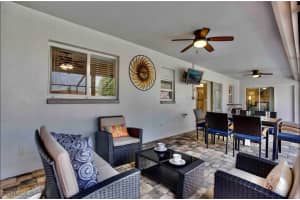 907 16th Terrace, Cape Coral, FL 33990 - MLS#225047395