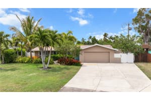 6219 Saint Andrews Circle, Fort Myers, FL 33919 Sold 07/02/25