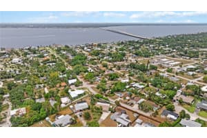 6219 Saint Andrews Circle, Fort Myers, FL 33919 Sold 07/02/25
