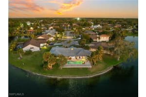 2341 Mayfield Ct 8, Naples