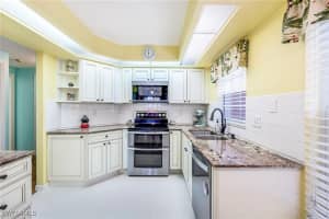28068 Cavendish Court, Bonita Springs, FL 34135 - MLS#225047506