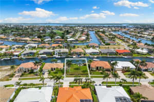 1540 Kingston Court, Marco Island, FL 34145 - MLS#225047559
