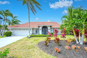 624 Lambton Ln, Naples