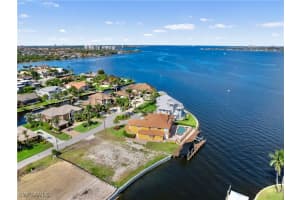 799 Cypress Lake Circle, Fort Myers, FL 33919 - MLS#225047596