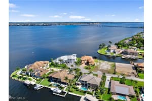 799 Cypress Lake Circle, Fort Myers, FL 33919 - MLS#225047596
