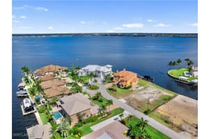 799 Cypress Lake Circle, Fort Myers, FL 33919 - MLS#225047596