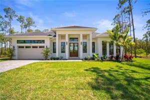 25400 Divot Dr, Bonita Springs