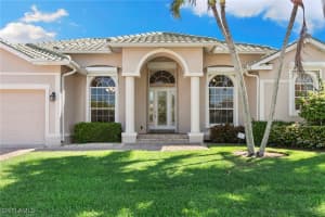 7 Blue Hill Court, Marco Island, FL 34145 - MLS#225047676