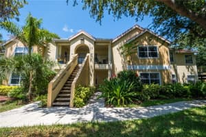 12700 Equestrian Circle, Fort Myers, FL 33907 Sold 06/23/25