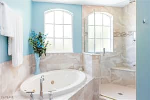 5592 Kensington Loop, Fort Myers