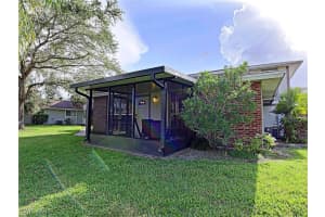 5804 Newfoundland 1, Fort Myers, FL 33919 - MLS#225047764
