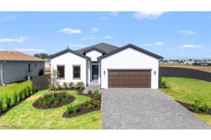 1212 Ne 7th Ave, Cape Coral