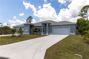 4723 30th Street, Lehigh Acres, FL 33973 - MLS#225047954