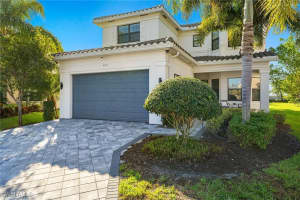 4172 Crescent Ct, Naples