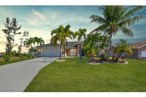 317 15th Terrace, Cape Coral, FL 33991 - MLS#225047981