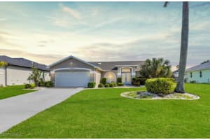 4523 5th Place, Cape Coral, FL 33914 - MLS#225047996
