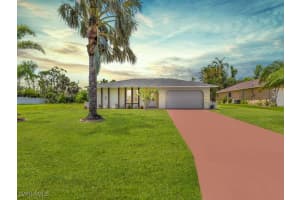 1825 36th Terrace, Cape Coral, FL 33914 - MLS#225048016