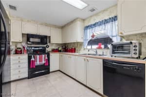 9245 Caloosa Drive, North Fort Myers, FL 33903 - MLS#225048039