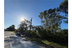 411 Thames Avenue, Labelle, FL 33935 - MLS#225048076