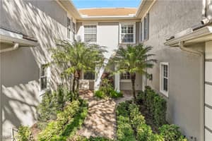 4970 Westchester Court, Naples, FL 34105 - MLS#225048109
