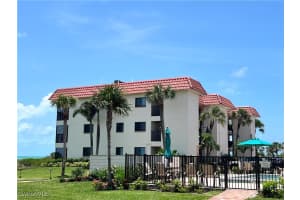 671 E Gulf Dr 1b3, Sanibel