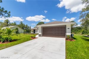 1109 Prospect Avenue, Lehigh Acres, FL 33972 - MLS#225048174