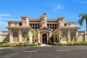 560 El Camino Real 1102, Naples