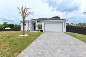 341 31st Terrace, Cape Coral, FL 33909 - MLS#225048193