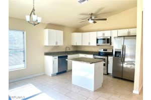 704 2nd Place, Cape Coral, FL 33909 - MLS#225048204