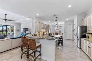 28111 Wicklow Court, Bonita Springs, FL 34135 - MLS#225048263