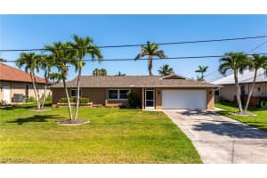 305 Sw 8th St, Cape Coral