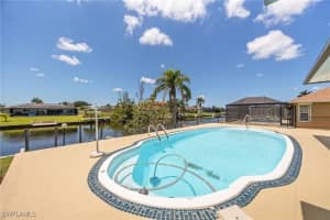 132 Sw 34th Ln, Cape Coral