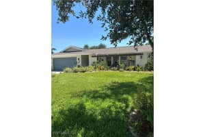 5692 Eichen Cir W, Fort Myers