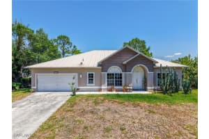 5208 Bygone Street, Lehigh Acres, FL 33971 - MLS#225048361