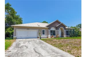 5208 Bygone Street, Lehigh Acres, FL 33971 - MLS#225048361