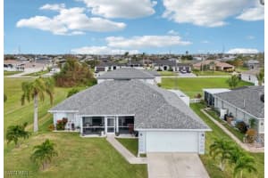 235 25th Place, Cape Coral, FL 33993 - MLS#225048441