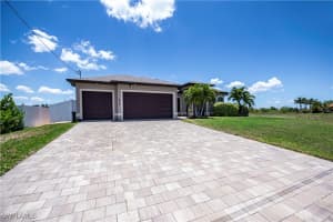 1018 13th Terrace, Cape Coral, FL 33993 Sold 07/25/25