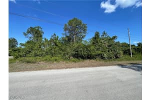 119 Fox Avenue, Lehigh Acres, FL 33974 - MLS#225048492