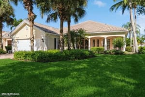 4008 Upolo Ln, Naples