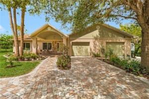 110 Hampton Avenue, Labelle, FL 33935 Sold 07/08/25