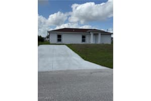 380 Poplar Street, Lehigh Acres, FL 33974 Sold 07/28/25