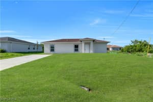 380 Poplar Street, Lehigh Acres, FL 33974 Sold 07/28/25