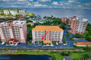 14817 Laguna Dr 102, Fort Myers