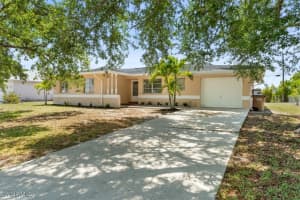 2326 8th Avenue, Cape Coral, FL 33990 - MLS#225048707